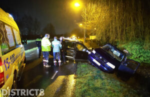 Bestuurder van busje vlucht na flinke aanrijding Oostgaag(N468) Maasland