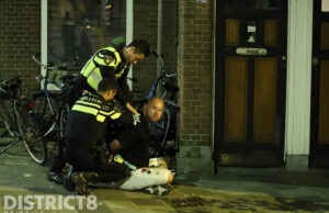 Politie richt taser op man bij aanhouding Oostsingel Delft