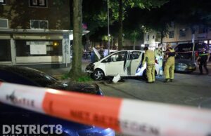 Achtervolging eindigt in crash tegen boom Jan Luykenlaan Den Haag