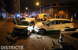 Flinke schade bij aanrijding Westduinweg Den Haag