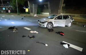 Bestuurder onder invloed van drugs rijdt auto tegen pilaar Maanweg Den Haag