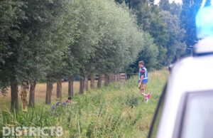 Kinderfietsje langs de waterkant zorgt voor brandweer uitruk Roeleveenseweg Den Haag