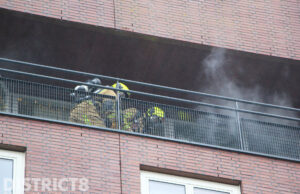 Brandweer blust klein brandje in woning Watervogelstraat Den Haag