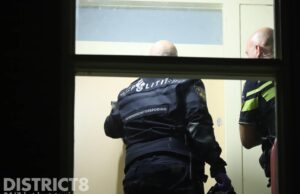 Voordeur van gezin met jonge kinderen beschoten Zwaanshals Rotterdam