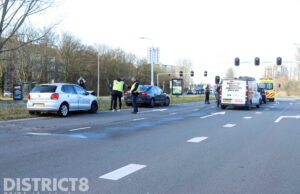 Gewonden bij twee aanrijdingen Prinses Beatrixlaan Delft