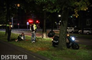Dronken vrouw rijdt met Felyx scooter tegen boom Generaal Spoorlaan Rijswijk