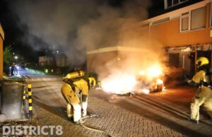 Geparkeerde auto voor woning in brand gestoken Bizetstraat Delft