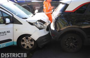 N470 deels afgesloten na kop-staart aanrijding Kruithuisweg Delft