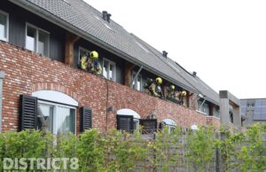 Brand in spouwmuur maakt blussen lastig Loofgang Rijswijk