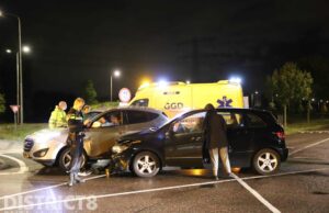 Flinke schade bij aanrijding Lange Kruisweg Maasdijk