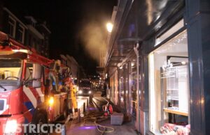 Flinke rookontwikkeling bij brand in keuken van café Boekhorststraat Den Haag