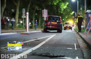 Automobilist 45 klapt op horrorpoller  Escamplaan Den Haag