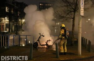 Elektrische deelscooter in brand gestoken Uilebomen Den Haag