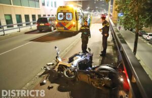 Twee gewonden bij aanrijding Prins Bernardviaduct Den Haag