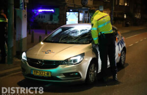 Fietser met spoed naar ziekenhuis na aanrijding met auto Vreeswijkstraat Den Haag