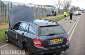 Personenauto ramt kas na ongeval Grote Woerdlaan Naaldwijk