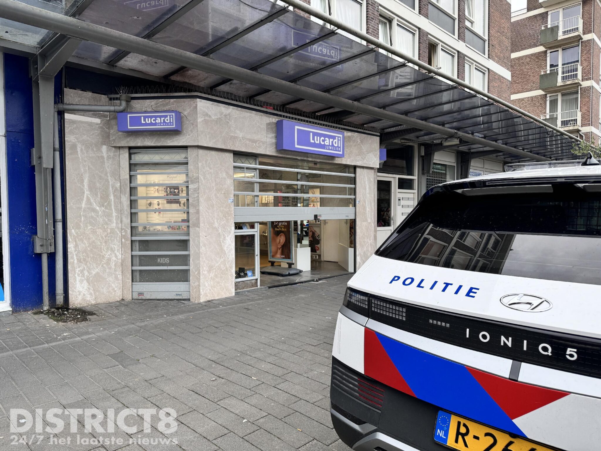 Man vlucht na overval op juwelier Leyweg Den Haag