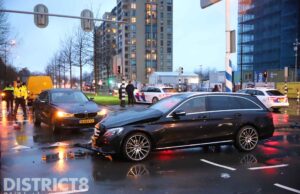 Veel schade na ongeval tussen drie voertuigen Prinses Beatrixlaan Rijswijk