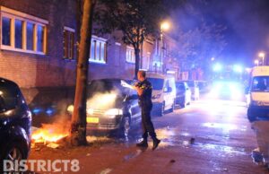 Vandalen proberen auto in brand te steken Hugo Verrieststraat Den Haag