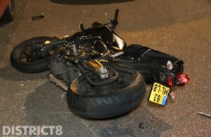 Motorrijder gaat er vandoor na aanrijding Jan van Beersstraat Den Haag