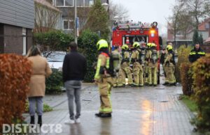 Bewoner naar ziekenhuis na brand in de woning Blauw Glidkruid Den Haag