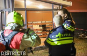 Brievenbussen opgeblazen door vuurwerk Mozartlaan Maassluis