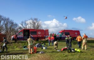 Grote zoekactie nadat trekpontje omslaat Beningerslikken Zuidland