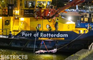 Man overleden na val in het water Marconistraat Rotterdam