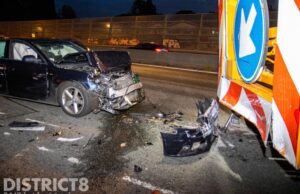 Dronken automobiliste rijdt frontaal op pijlwagen A20 Rotterdam