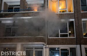 Veel woningen ontruimd bij grote brand Burgemeester Gijsenlaan Schiedam