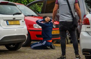 Grote politie-inzet na ruzie tussen groepen jongeren in Maassluis