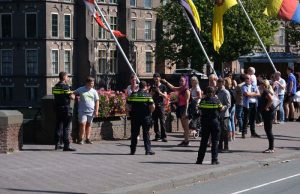 Groot politie optreden na onrustige demonstraties in het centrum van Den Haag