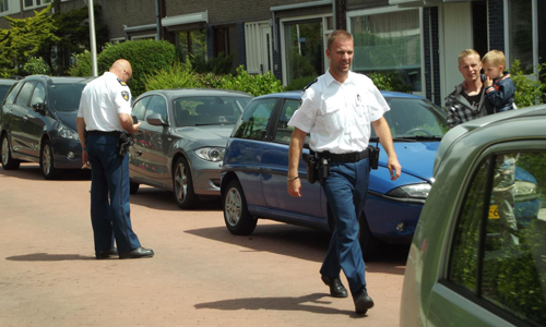 16 juni Jongetje aangereden door auto in Rhoon