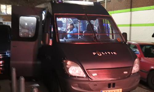 30 december Gewonde na vechtpartij met meerdere personen Durbanstraat Den Haag