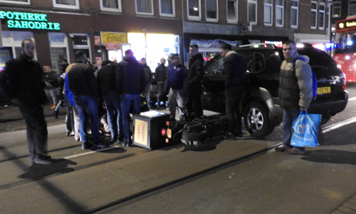 2 maart Gewonde bij aanrijding tussen een bezorgscooter en een personenauto Paul Krugerlaan Den Haag