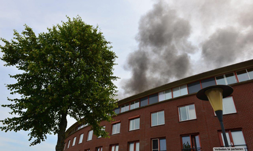 20 juni Veel rook bij brand op dakterras Kortelandpad Zoetermeer