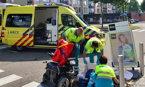 29 mei Man in elektrische rolstoel aangereden Nathaliegang Zoetermeer