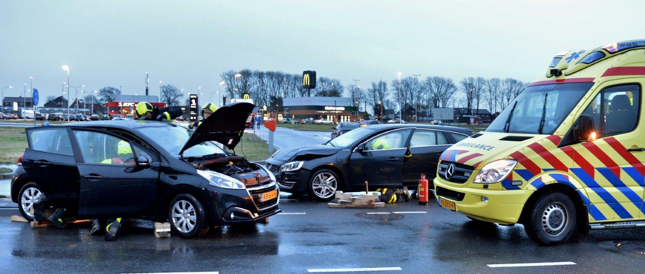 22 februari Ongeval tussen twee voertuigen Prismalaan Oost Bleiswijk