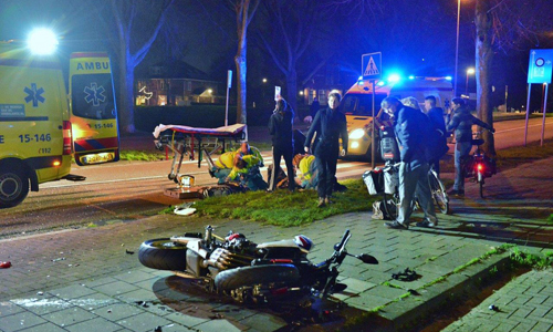 23 December Motorrijder gewond na aanrijding met auto Edelsteensingel Zoetermeer