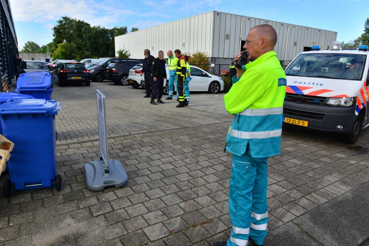 22 september Inval loopt uit op EOD inzet Industrieweg Zoetermeer