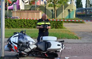 Motoragent gewond na aanrijding met auto Boerhavelaan Zoetermeer