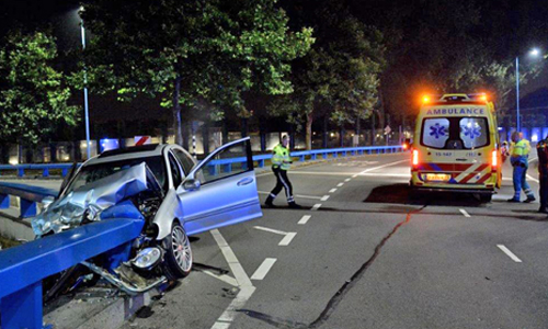 23 september Flinke schade bij éénzijdige aanrijding Europaweg Zoetermeer