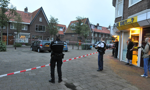 27 mei Vijftien aanhoudingen na schoten op horecagelegenheid Leiden