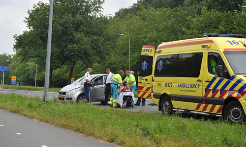 27 Juni Gewonde bij eenzijdig ongeval Voorschoterweg Leiden