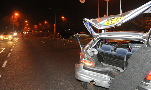 4 december Veel schade en gewonde bij aanrijding Wassenaar