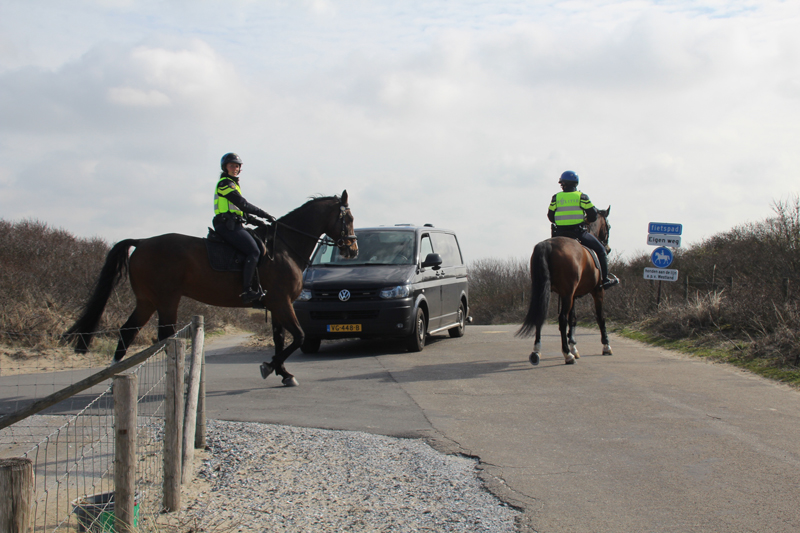 Grote Zoektocht In Duinen Naar Vermiste Vrouw Monster - District8.net