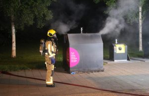 Twee containers in brand gestoken op de Hammerskjoldlaan Rijswijk
