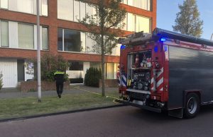 Brandweer rukt uit voor brand in woning Lindberghlaan Den Haag