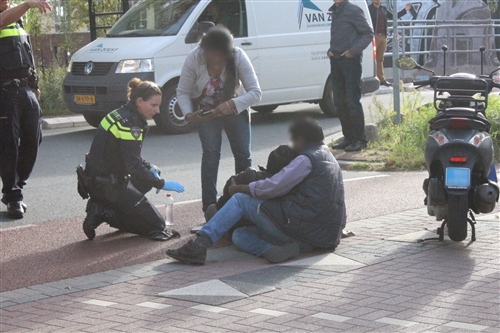 29 september Scooterrijder gewond na aanrijding met auto Lange Kleiweg Rijswijk