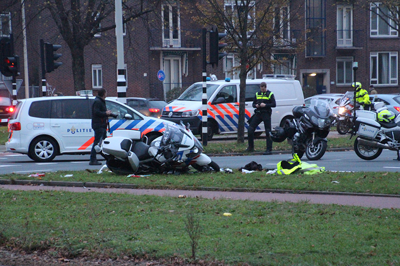 Motoragent Gewond Na Aanrijding Met Auto Loevesteinlaan Den Haag District8 Net